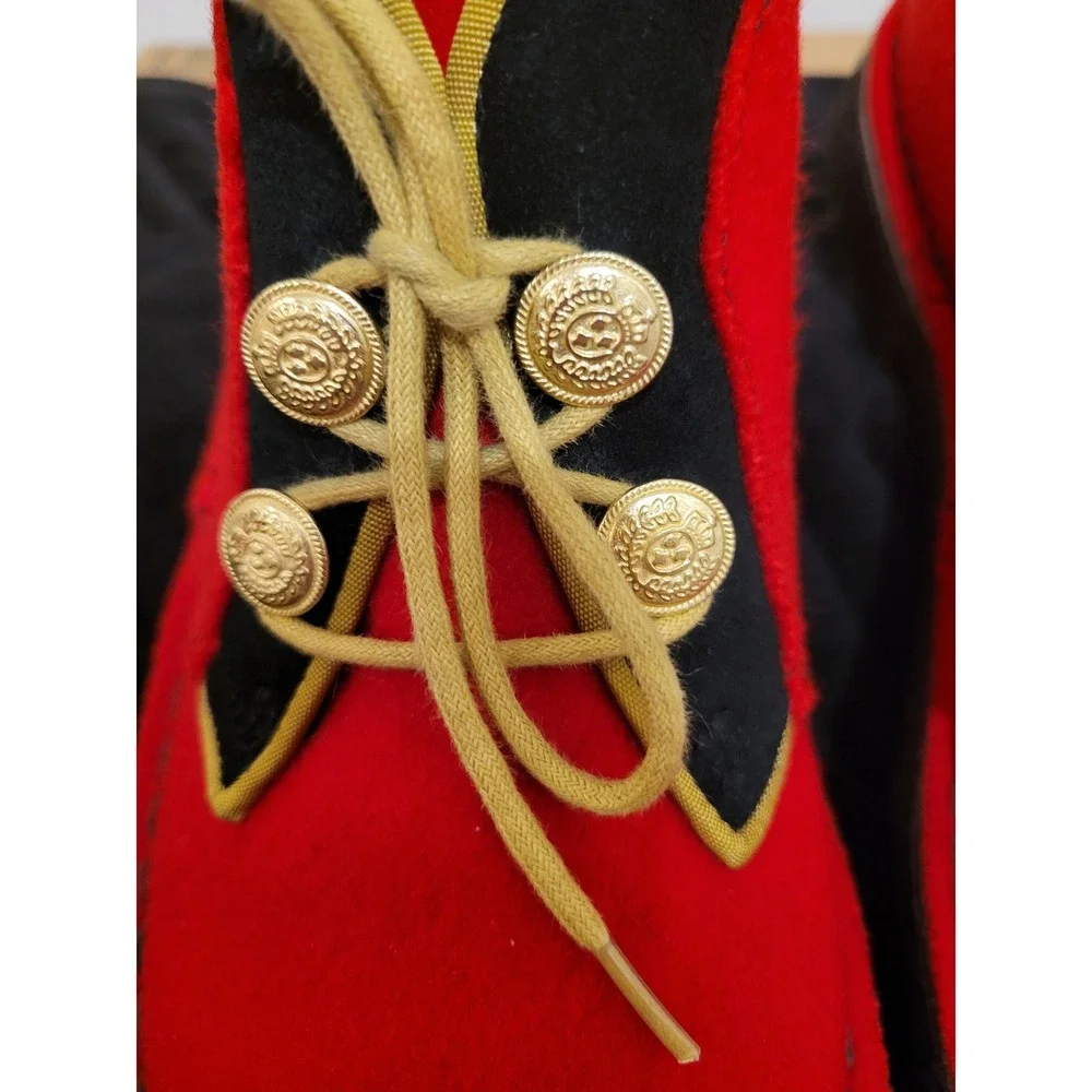 Clarks Mens 10.5 Hainsworth Wool Desert Boots The Beatles Inspired Sgt.‎ Pepper